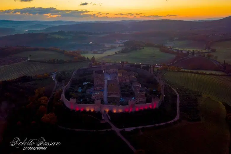 Castello di Monteriggioni, illuminazione
