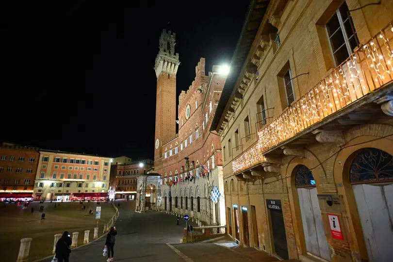 Luminarie Siena Natale 2024, Piazza del Campo