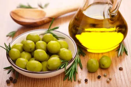 Olio di oliva, olive