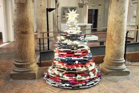 Inizio anno 2025 ricco di eventi con i Musei Nazionali di Siena Pinacoteca Nazionale di Siena, albero di Natale