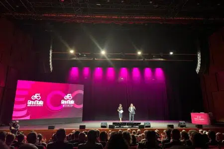 Il Giro d’Italia 2025 approda in Piazza del Campo a Siena Giro d'Italia, presentazione