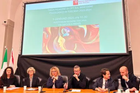 Psicologi della Toscana: “Per 7 professionisti su 10 aumentano le dipendenze digitali tra gli adolescenti” Presentazione indagine Psicologi della Toscana