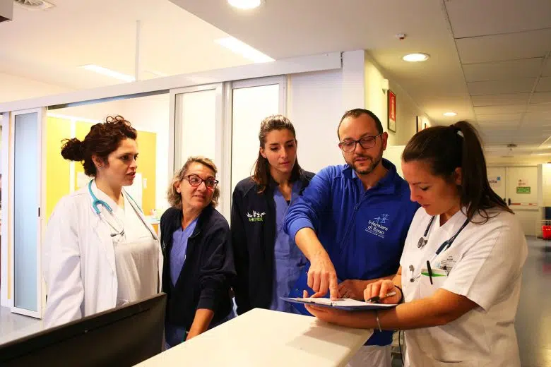 Infermiere di comunità, la Toscana vara le linee guida per la formazione Infermieri di comunità, Regione Toscana
