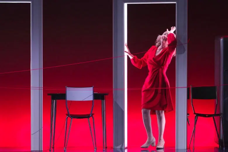 Al Teatro dei Rinnovati in scena “La Madre” con Lunetta Savino La Madre, Lunetta Savino