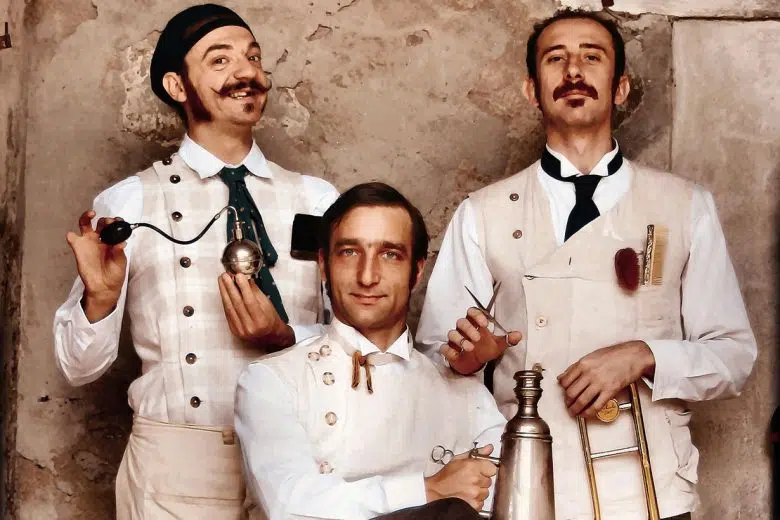 Con “Nuova Barberia Carloni” si apre il sipario su Teatro a Merenda 2025 Nuova Barberia Carloni