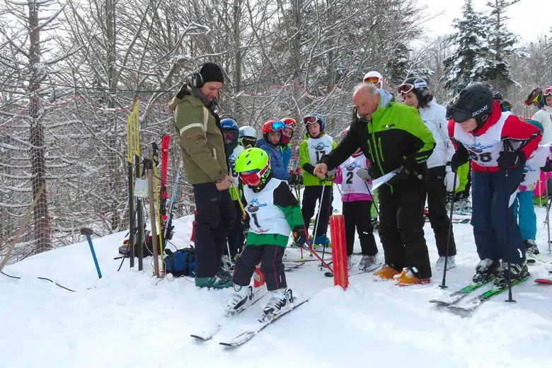 “Per slalom e per amore” torna sulle nevi dell’Abetone Per slalom e per amore, partenza piccolo sciatore