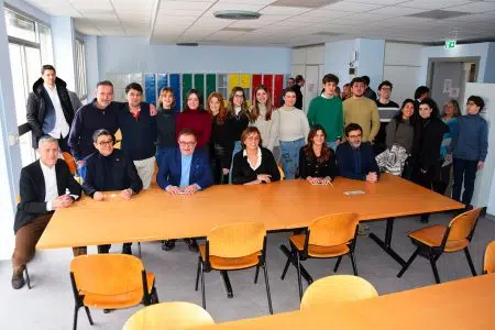 Riaperta la sala lettura universitaria al policlinico Santa Maria alle Scotte Policlinico Santa Maria alle Scotte di Siena, sala lettura studenti università, riapertura