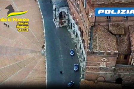 Associazione a delinquere: indagini della Polizia di Siena e GdF Firenze e Modena Polizia guardia di Finanza, Siena, vista aerea