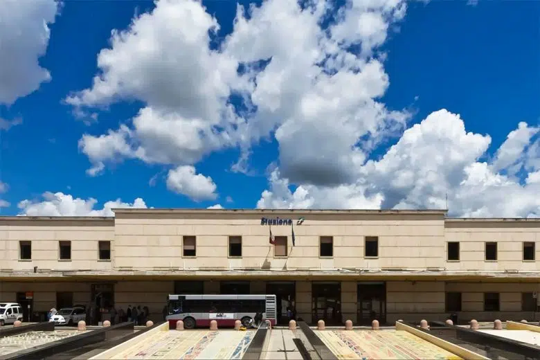 Lavori al sottopasso della stazione ferroviaria di Siena Stazione ferroviaria di Siena