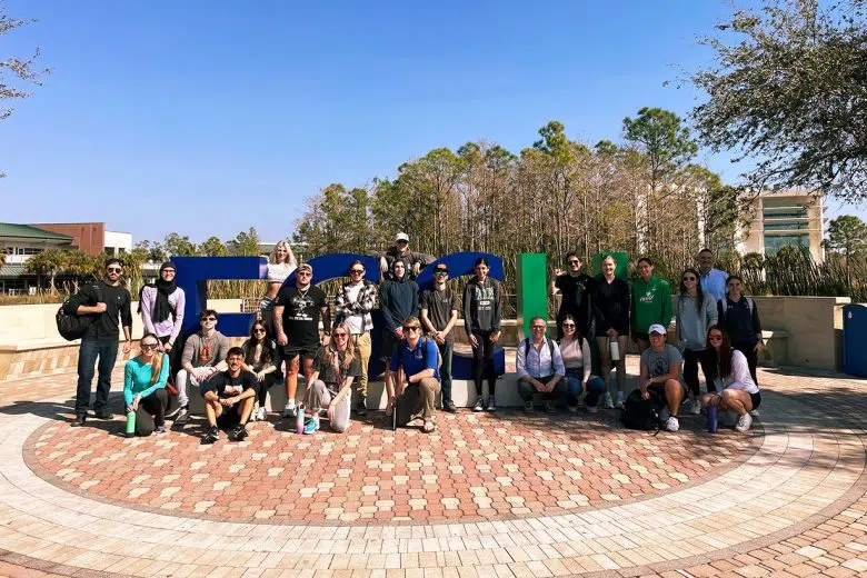 Università di Siena firma accordo con la Florida Gulf Coast University Accordo Università di Siena e Florida University, gruppo studenti