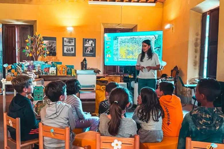 Bambini alla Biblioteca comunale di Montepulciano