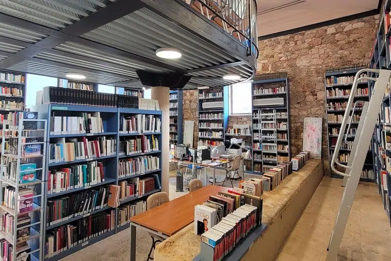 Gialli in biblioteca a Sarteano, incontri con gli autori Biblioteca comunale di Sarteano