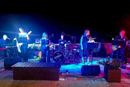 Abbadia Isola, concerto dei Carpe Diem: un’ode alla canzone d’autore italiana Carpe Diem in concerto