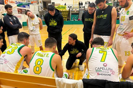 Play-In Gold, il Costone Siena sconfitto al PalaOrlandi da Borgomanero Costone Siena-Borgomanero, time out panchina Costone