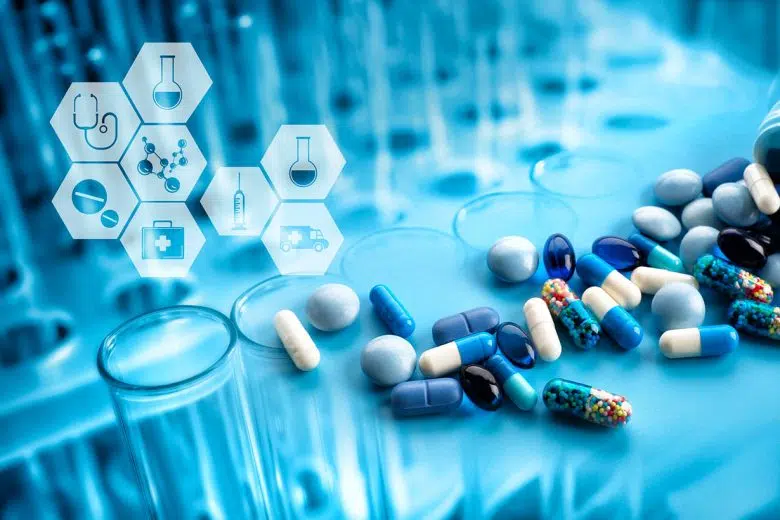 “Medical Writer in Area Regolatoria”, il master all’Università di Siena Farmaci, provette, laboratorio
