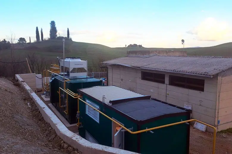 Impianto grid reverse flow di Estra, esterno