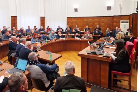 Beko, Mimit: “Al lavoro per reindustrializzazione polo di Siena” Incontro Beko Siena al Mimit