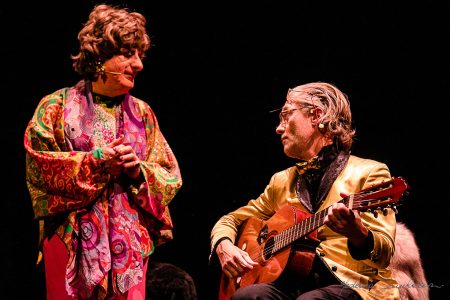 “Le mille e una Bruna”, al Teatro Ciro Pinsuti di Sinalunga "Le mille e una Bruna", scena dello spettacolo