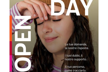 Open day 2025 dell’Università di Siena Open day 2025 dell'Università di Siena, studentessa, locandina