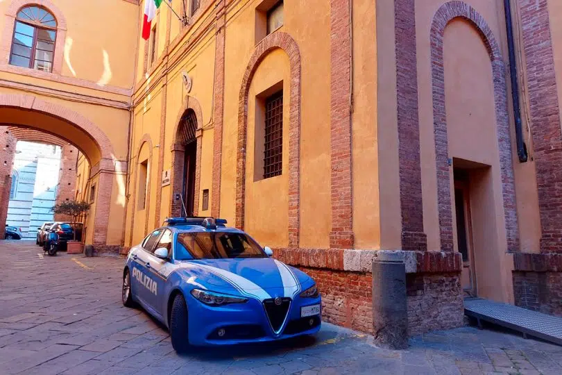 Questura di Siena, auto Polizia