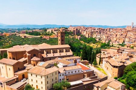 “Digital Latin”, workshop internazionale a Siena Il Santa Chiara Lab di dell'Università di Siena, vista dall'alto