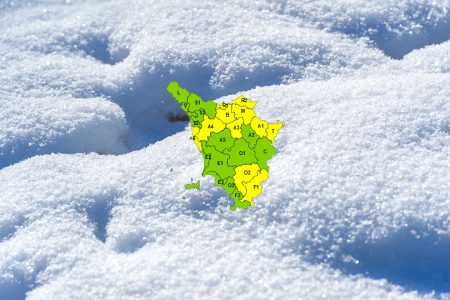 Codice giallo per neve e vento: miglioramento per sabato 15 febbraio Neve in Toscana, codice giallo