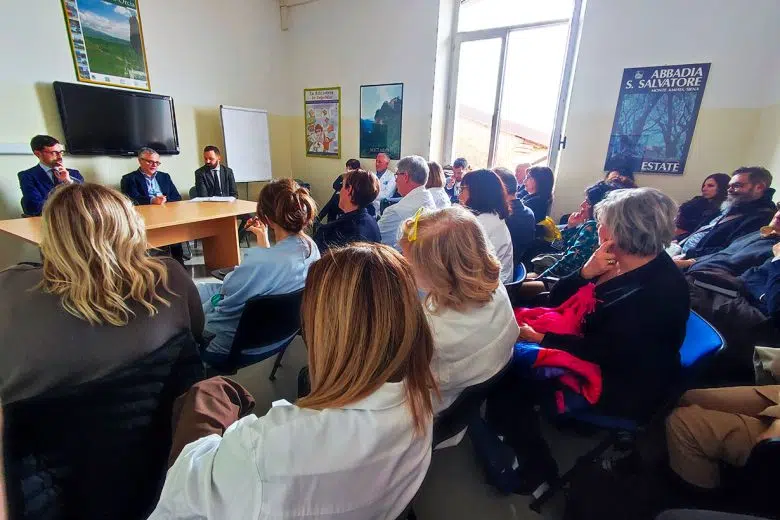 Marco Torre e Simone Bezzini all'ospedale di Abbadia