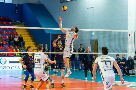 La Emma Villas Siena vince a Palmi la sesta gara consecutiva Palmi-Emma Villas Siena
