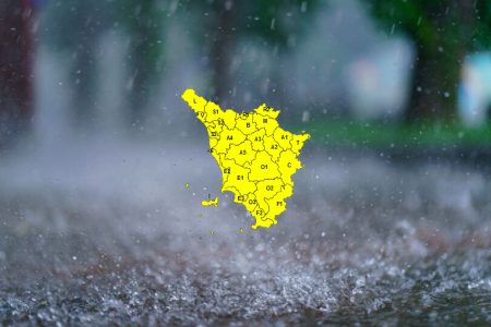 Temporali forti, allerta gialla su tutta la Toscana Allerta meteo gialla in Toscana