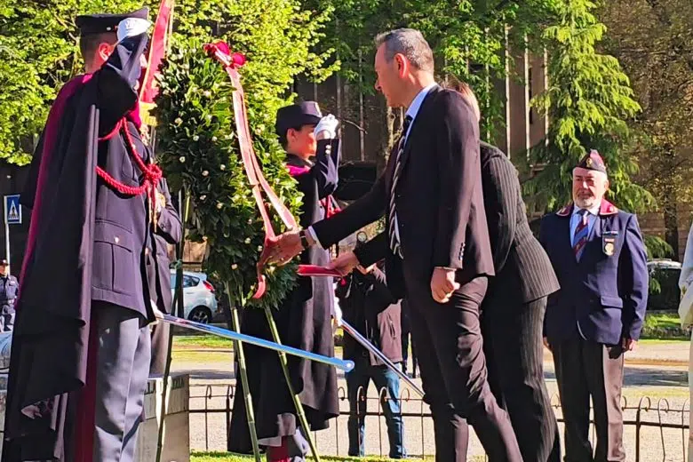 Anniversario Polizia di Stato di Siena 2025, cippo