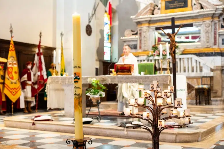 Bravìo delle Botti di Montepulciano, apertura anno contradaiolo