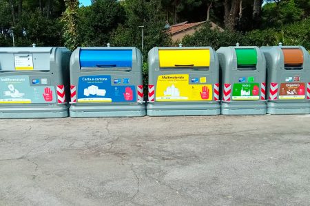 Piancastagnaio e Sei Toscana: avanti nel percorso di miglioramento della raccolta dei rifiuti Sei Toscana Comune di Siena, nuovi cassonetti