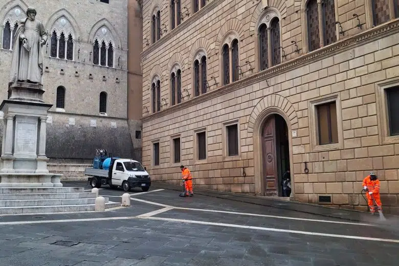 Sei Toscana, pulizia centro storico di Siena