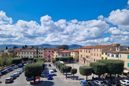 Comune di Sinalunga: bilancio di previsione 2026-2028 Piazza Garibaldi a Sinalunga