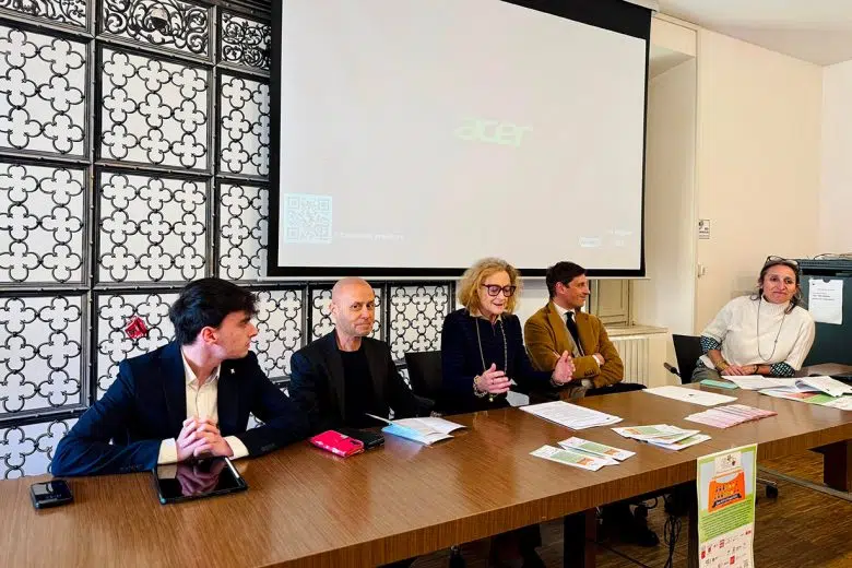 Tavolo letterario, presentazione