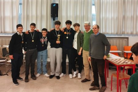 Le scuole della provincia di Siena “regine degli scacchi” per un giorno Torneo scacchi, Liceo Poliziano