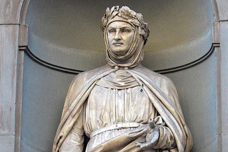 Boccaccio tra parole e musica a Siena: evento dell’Università per Stranieri Giovanni Boccaccio, statua