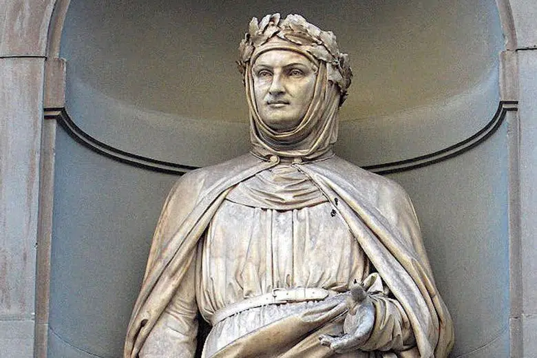 Boccaccio tra parole e musica a Siena: evento dell’Università per Stranieri Giovanni Boccaccio, statua