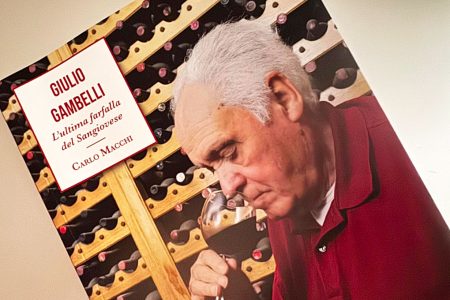 Carlo Macchi presenta “Giulio Gambelli. L’ultima farfalla del Sangiovese” "Giulio Gambelli. L'ultima farfalla del Sangiovese", copertina libro