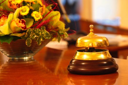 Federalberghi Confcommercio Siena aderisce all’azione collettiva contro Booking Campanello albergo