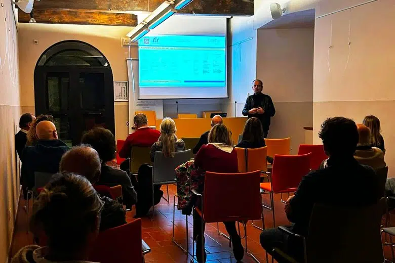 Il Comune di Sarteano aderisce alla comunità energetica Sienaenergie Comune di Sarteano, Sienaenergie