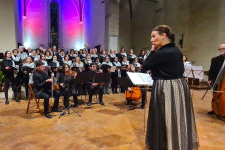 Clara Harmonia e Rotary Club Alta Valdelsa insieme per un grande concerto Coro Clara Harmonia