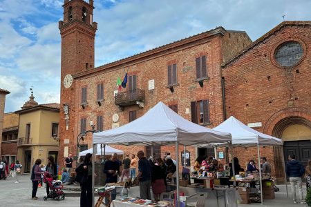 A Torrita di Siena si apre “Il Borgo dei Libri” Il borgo dei libri, Torrita di Siena