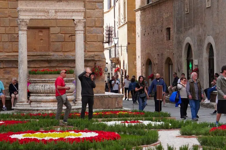 "Pienza e i fiori" 2025