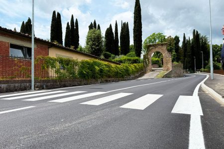 Siena: Scacciapensieri, conclusi i lavori: strada riaperta a doppio senso Scacciapensieri, Siena