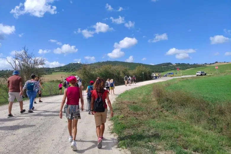Scarpinata della Val d’Orcia: oltre 250 partecipanti da tutta Italia Scarpinata della Val d'Orcia