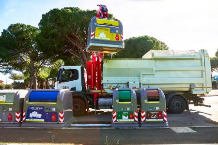 Sei Toscana dà voce ai cittadini: prende il via l’indagine di customer satisfaction Sei Toscana, camion raccolta rifiuti, cassonetti