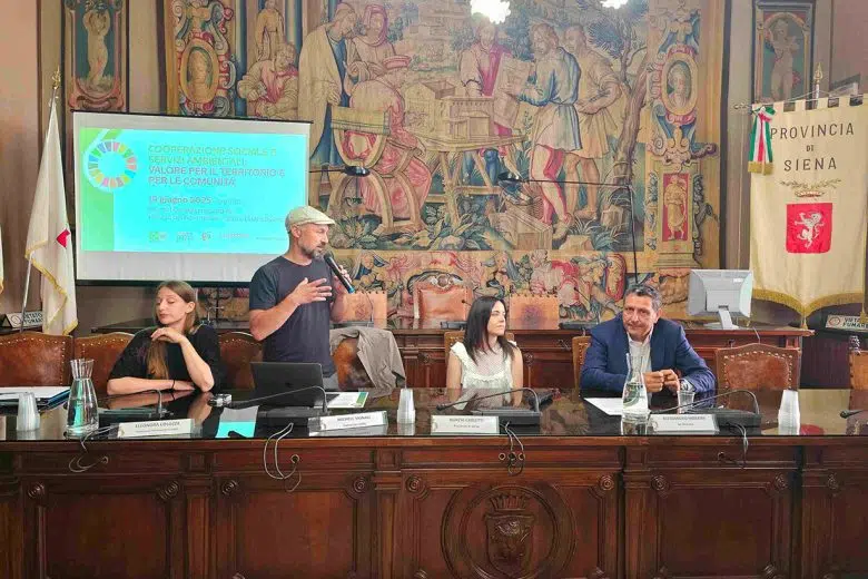 Raccolta rifiuti cooperative sociali