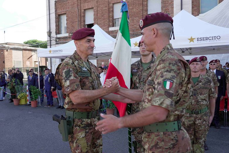 Reggimento Paracadutisti Folgore, cambio comando