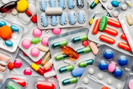 Antibioticoresistenza, a Siena un convegno per promuovere consapevolezza e prevenzione Antibioticoresistenza, antibiotici